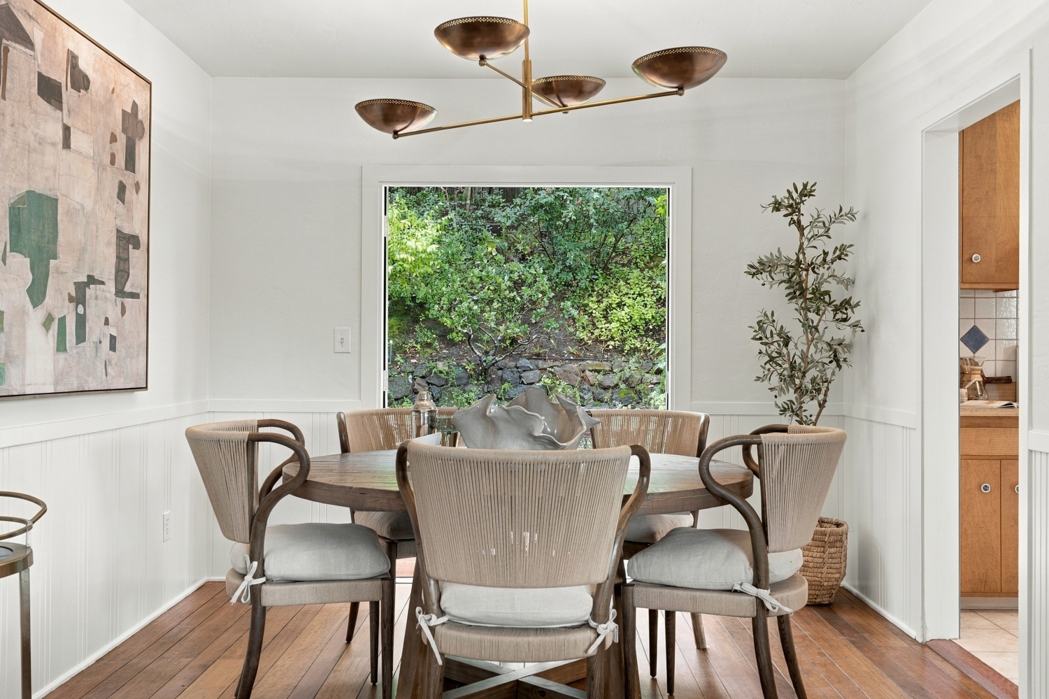 40 Alvarado Ave