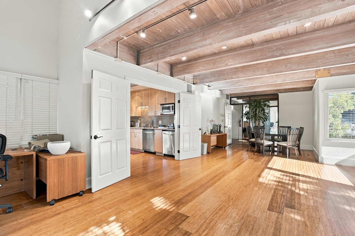 900 Bridgeway